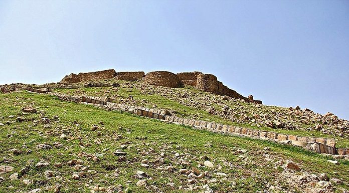 قلعه هزارانی ایلام