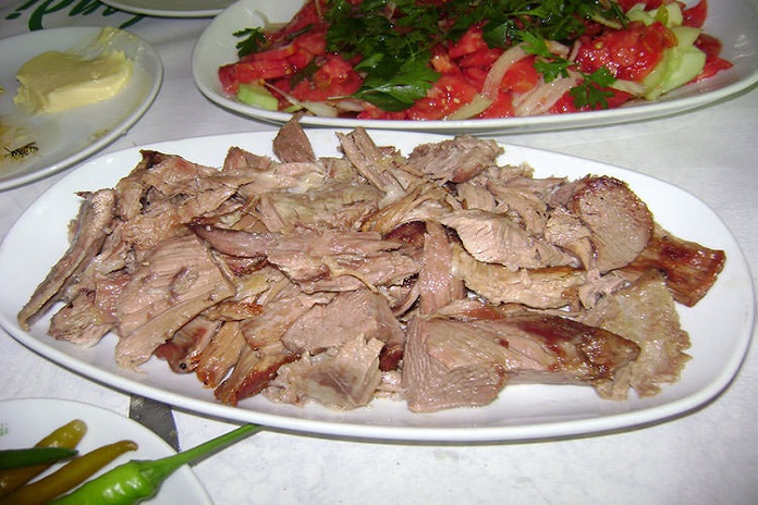کباب تندوری یکی از غذاهای استانبول