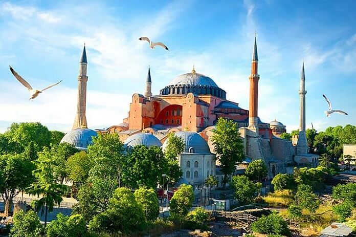 سفر به استانبول در تابستان