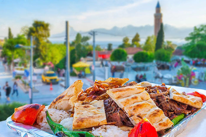 غذا در سفر به آنتالیا