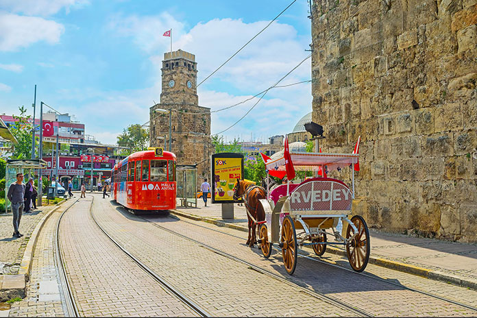 حمل و نقل عمومی آنتالیا