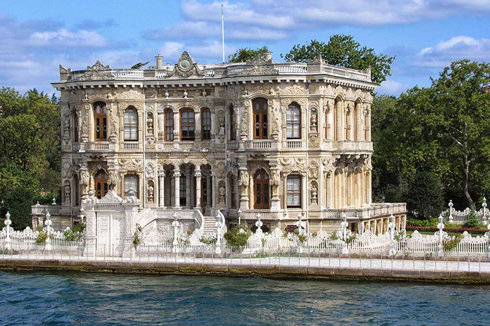 کاخ کوچوکسو - بلیط چارتر استانبول