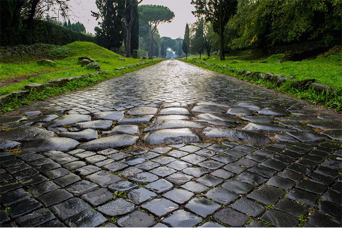 جاده آپیا - جاذبه های گردشگری رم