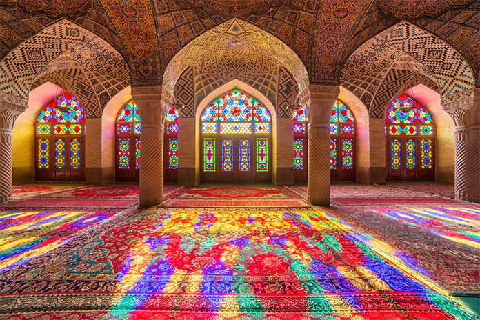 مسجد نصیر الملک شیراز از مکان های دیدنی در ایران