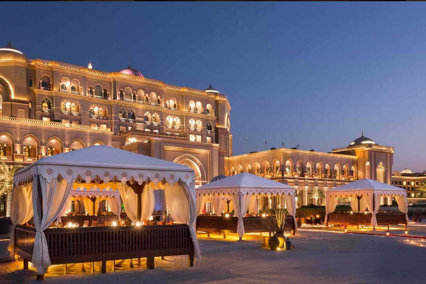 هتل امارات پالاس، یکی از هتل‌های 7 ستاره دنیا