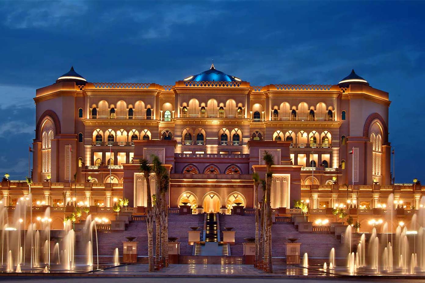 هتل امارات پالاس، یکی از هتل‌های 7 ستاره دنیا