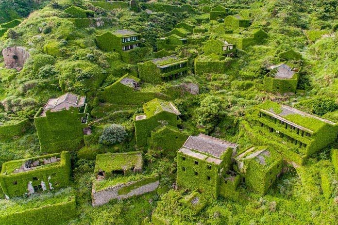روستای متروک هوتوان، احیا شده توسط طبیعت