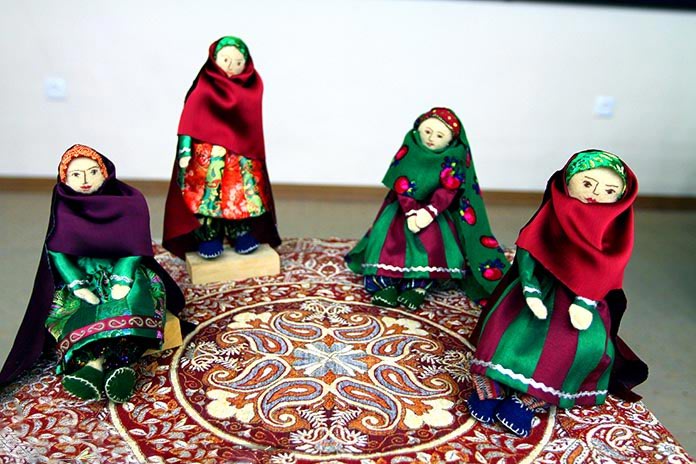 بی‌بی کگ یکی از عروسک های بومی ایران