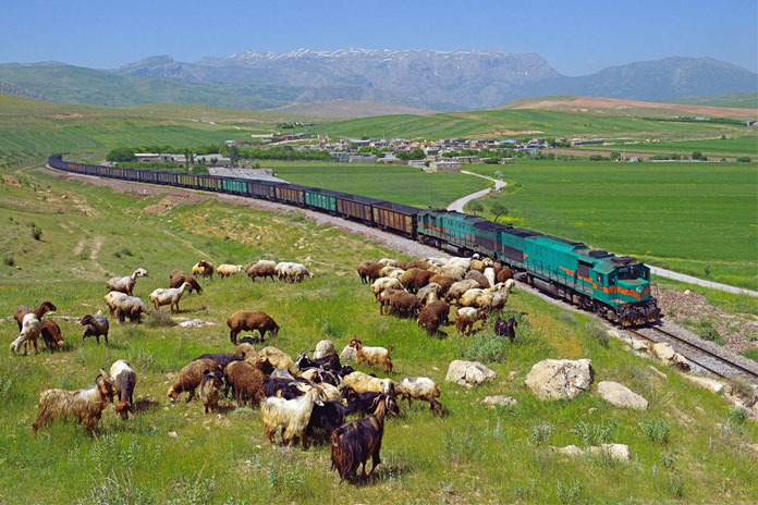 چرا راه‌آهن ایران یک اثر جهانی است؟