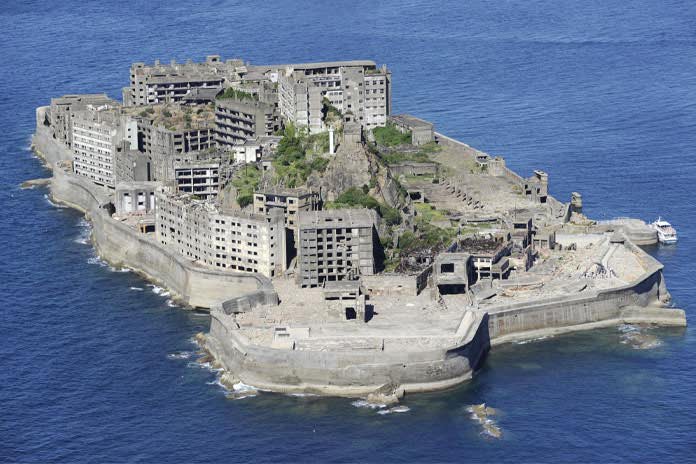 جزیره متروک هاشیما، احیا شده توسط طبیعت