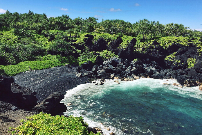 Waianapanapa Black Sand Beach Mau