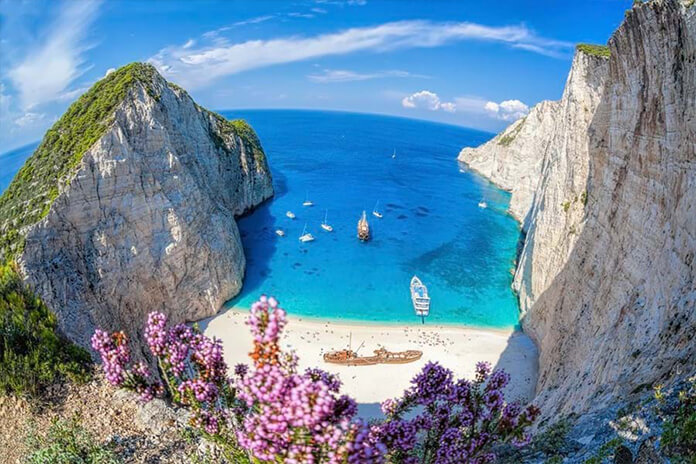 navagio beach zakynthos greece vb846853 1