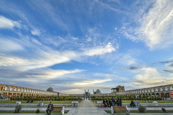 naqsh e jahan square1