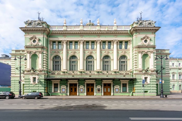 تئاتر مارینسکی، از دیگر جاهای دیدنی سنت پترزبورگ