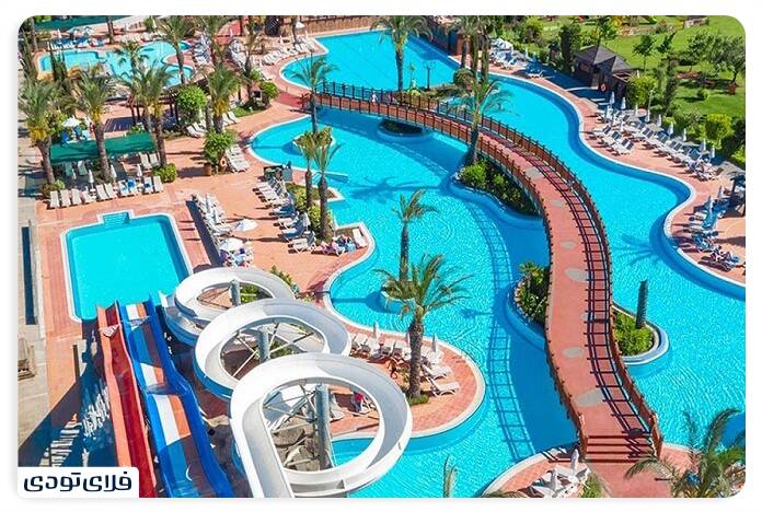 راهنمای سفر به کوش آداسی | جزیره پرنده