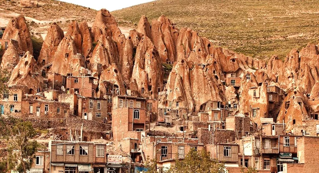 kandovan-village-iran-main-flytoday چگونه به روستای کندوان تبریز برویم؟