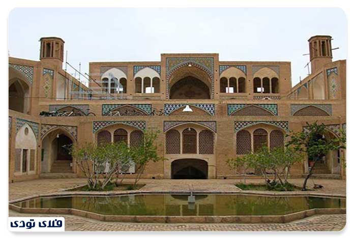 مسجد مدرسه سلطانی در کاشان