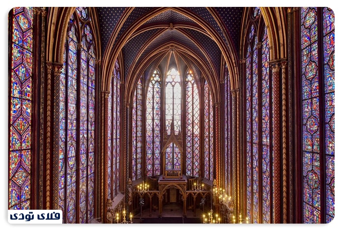 کلیسای سنت شاپل، از محبوب ترین مکانهای دیدنی پاریس