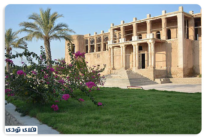 عمارت ملک جاذبه های بوشهر