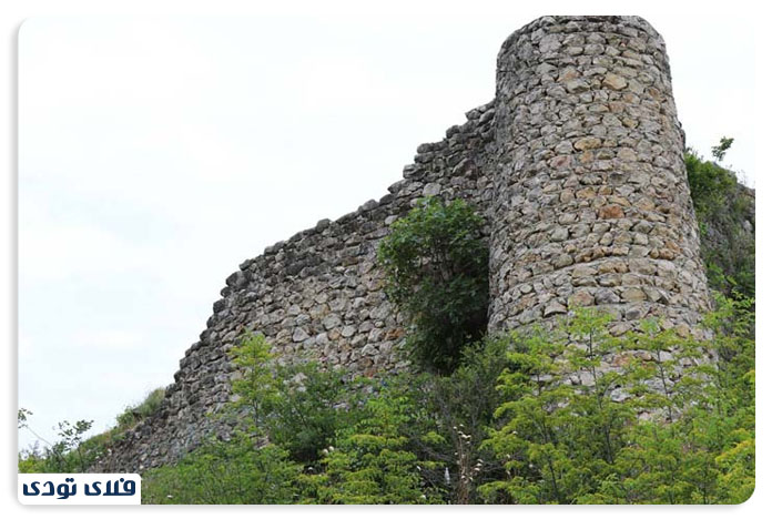 قلعه مارکو یکی از چاذبه های تاریخی رامسر