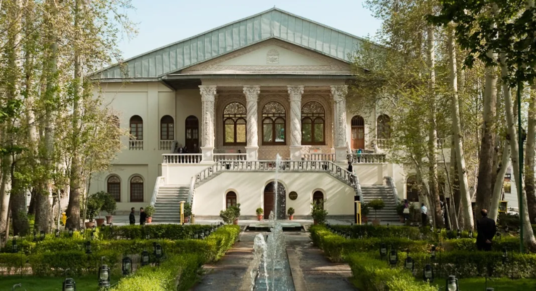 bagh-e-ferdos باغ فردوس