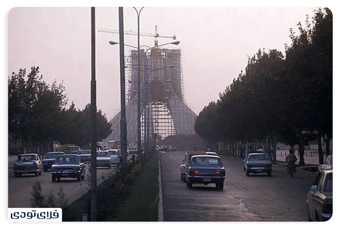 دسترسی به برج آزادی با ماشین شخصی