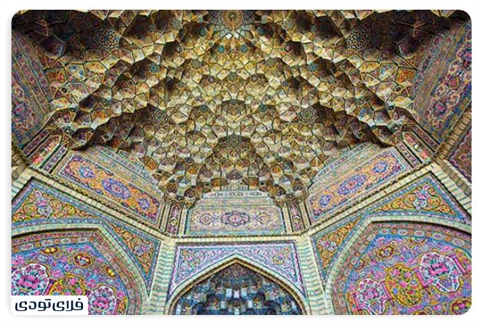  شبستان زمستانی مسجد رنگی شیراز