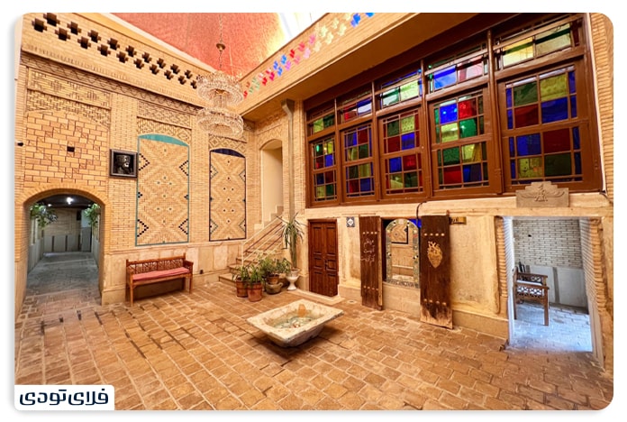 اقامتگاه پنج دری، بهترین اقامتگاه بومگردی شیراز