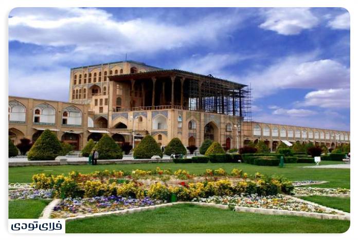 عمارت عالی قاپو اصفهان