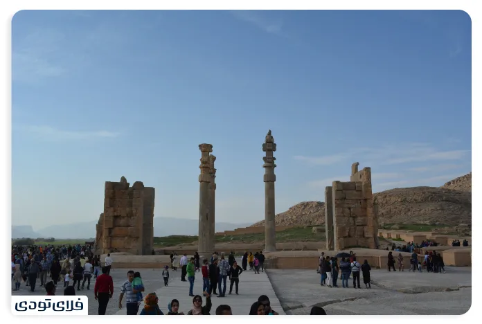 مسیر دسترسی به تخت جمشید