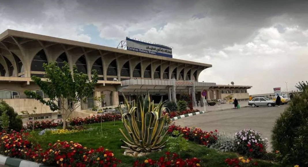 ایستگاه راه آهن اصفهان