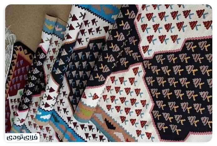 سوغات زنجان | از چاقوهای تیز تا قالی‌های نفیس