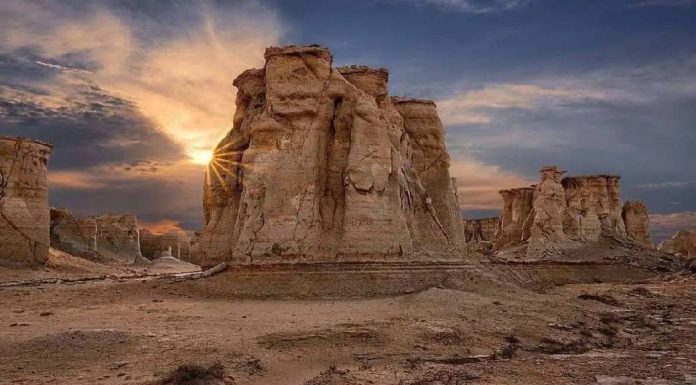 دره ستارگان قشم | جاذبهای رازآلود و دیدنی دره ستارگان قشم