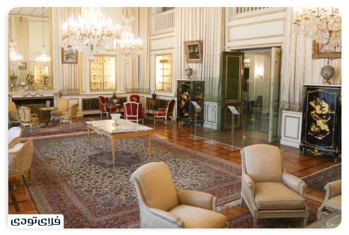 کاخ نیاوران پاییز در کاخ نیاوران | جادوی رنگها در قلب تهران