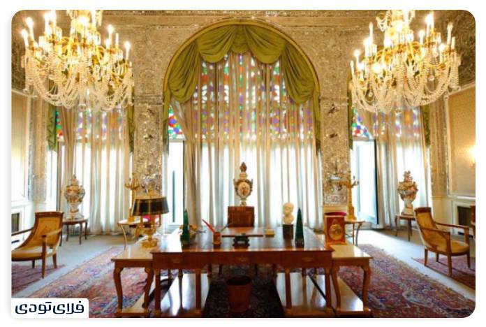 کاخ نیاوران پاییز در کاخ نیاوران | جادوی رنگها در قلب تهران