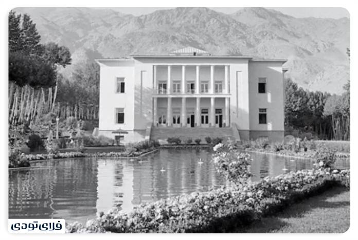 کاخ نیاوران پاییز در کاخ نیاوران | جادوی رنگها در قلب تهران