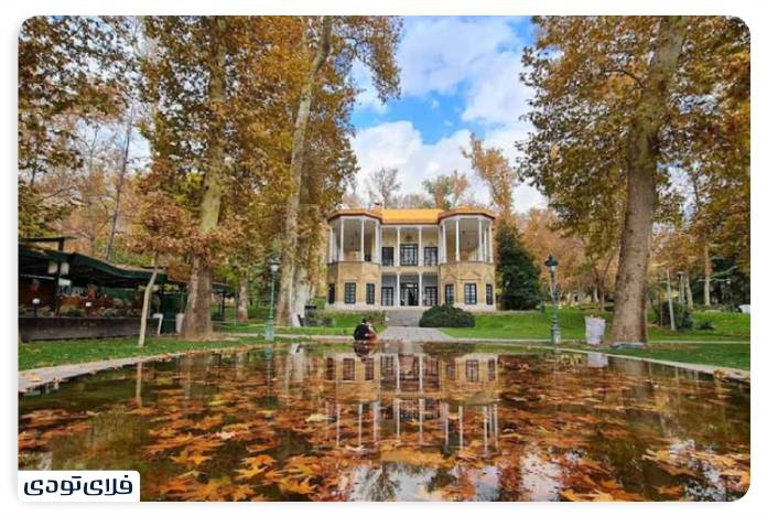 کاخ نیاوران پاییز در کاخ نیاوران | جادوی رنگها در قلب تهران