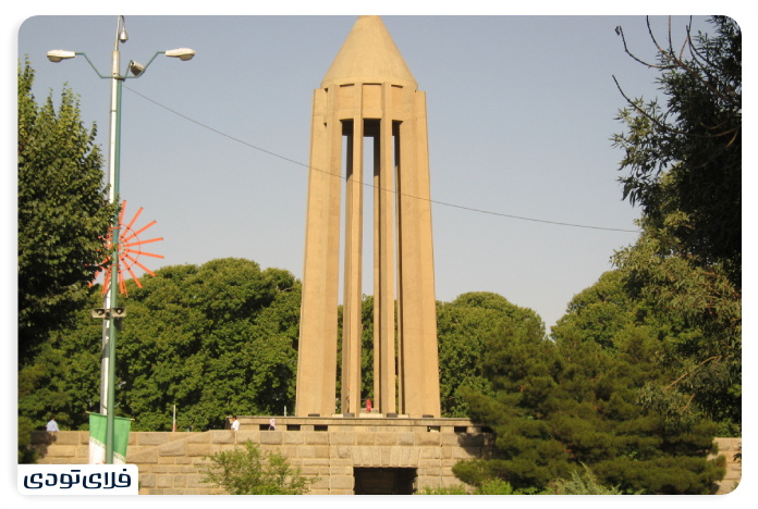 آرامگاه بوعلی سینا از جاهای دیدنی همدان