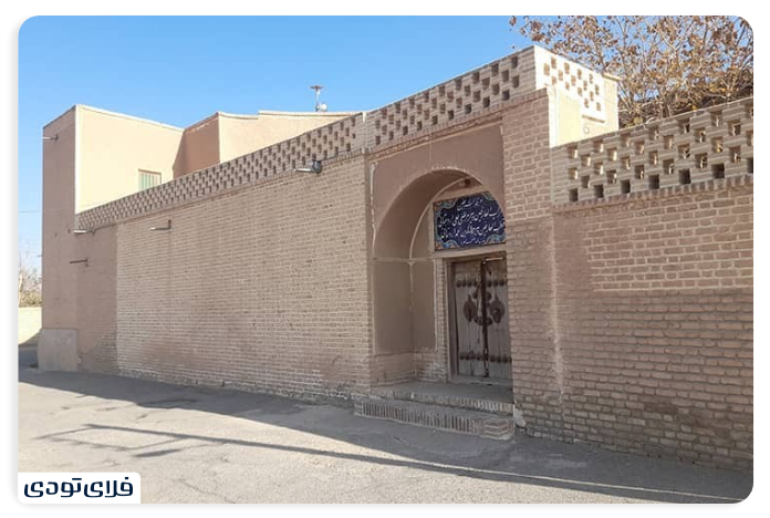 جاهای دیدنی اردستان مقبره پیر مرتضی