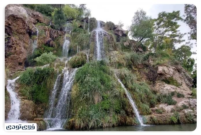 آبشار نیاسر آشنایی با آبشار نیاسر | طبیعتگردی در کاشان