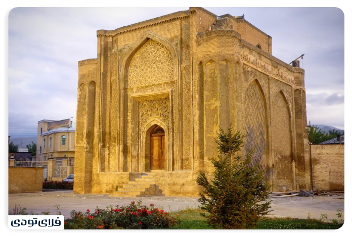 روستای ژیوار گنبد علویان در همدان