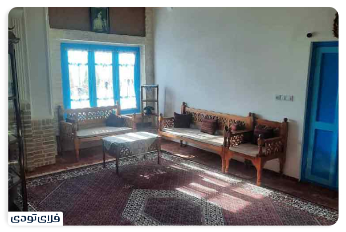 اقامتگاه‌های نزدیک تخت سلیمان
