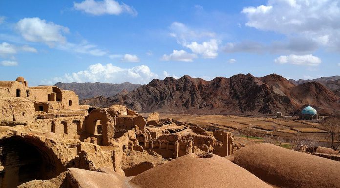 روستای ماخونیک