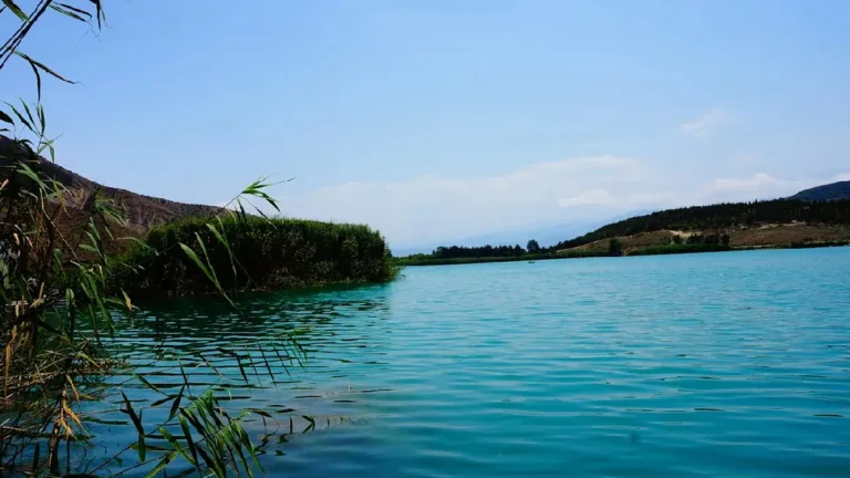 دریاچه الیمالات