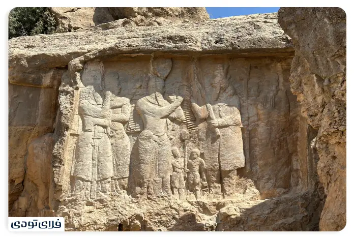 دیدنی های نقش رجب شیراز