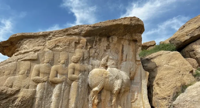 نقش رجب شیراز