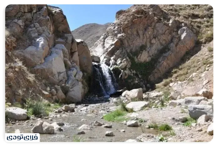 جاهای دیدنی سراب آبگرم جلده باخان