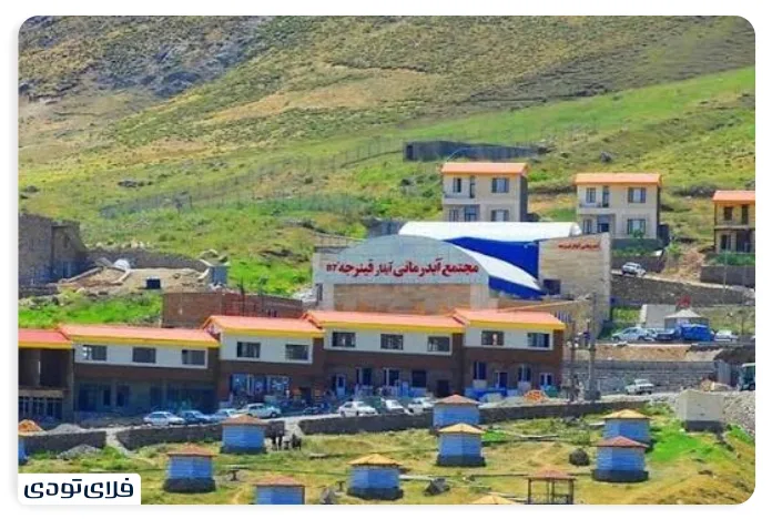 جاهای دیدنی سراب آبگرم قینرجه نیر از جاهای دیدنی سراب