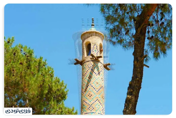 منارجنبان اصفهان علت نامگذاری منارجنبان اصفهان