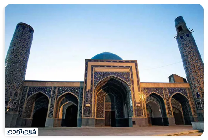 جاهای دیدنی مشهد نزدیک حرم نمای بیرونی مسجد ۷۲ تن از جاهای دیدنی مشهد نزدیک حرم